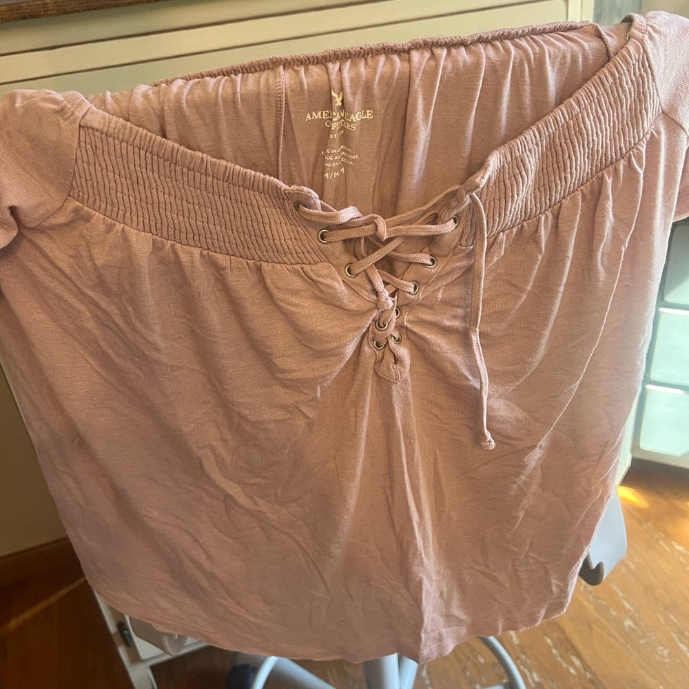 Women’s medium American eagle top